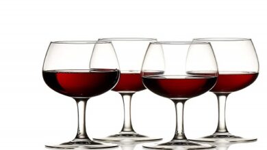 red wine glasses