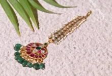 Kundan Maang Tikka