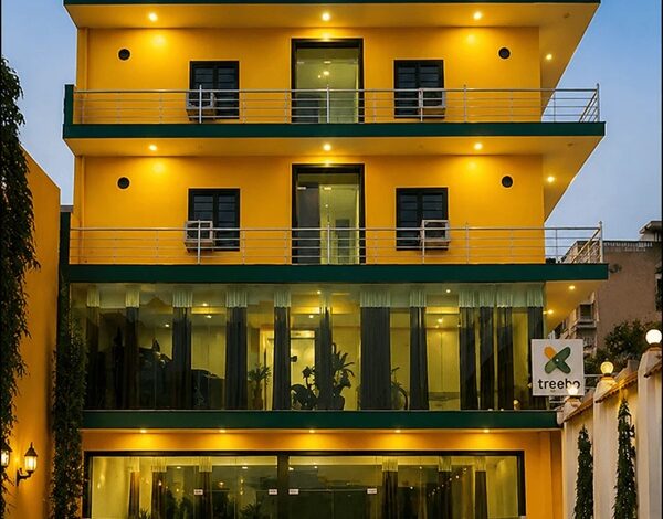 Hotels in Mathura Budget